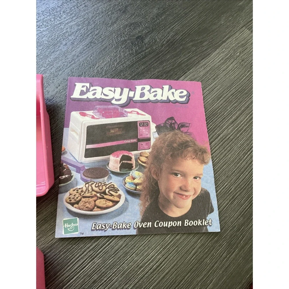 Vintage Easy-Bake Oven & Snack Center Original Hasbro 1997 Mixes & Dishes Only